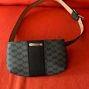 Micheal Kors fanny pack
